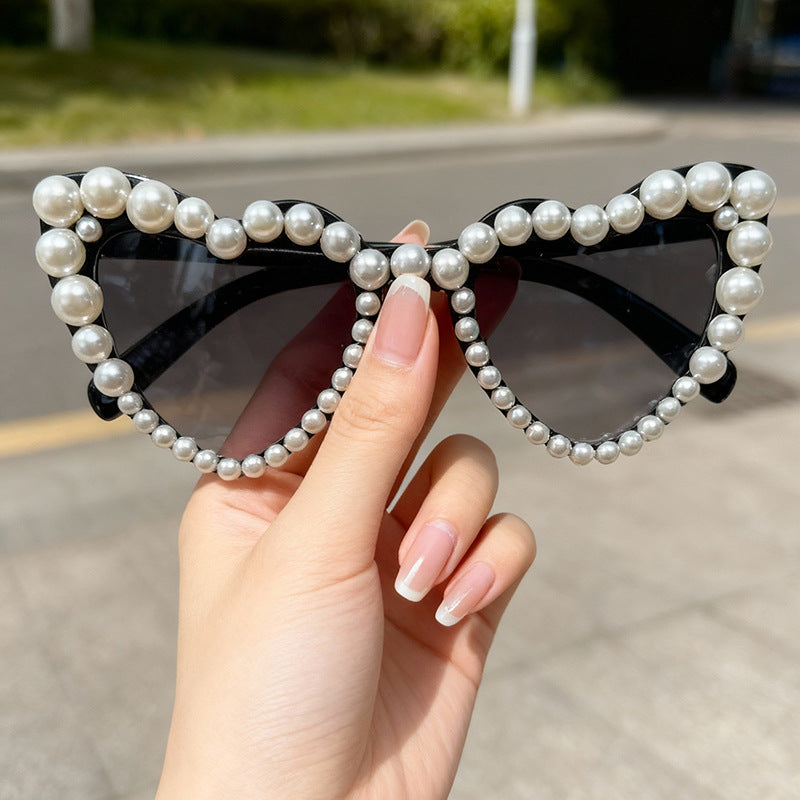 Dekorative mit Perlen verzierte Cat-Eye-Sonnenbrille Brehn