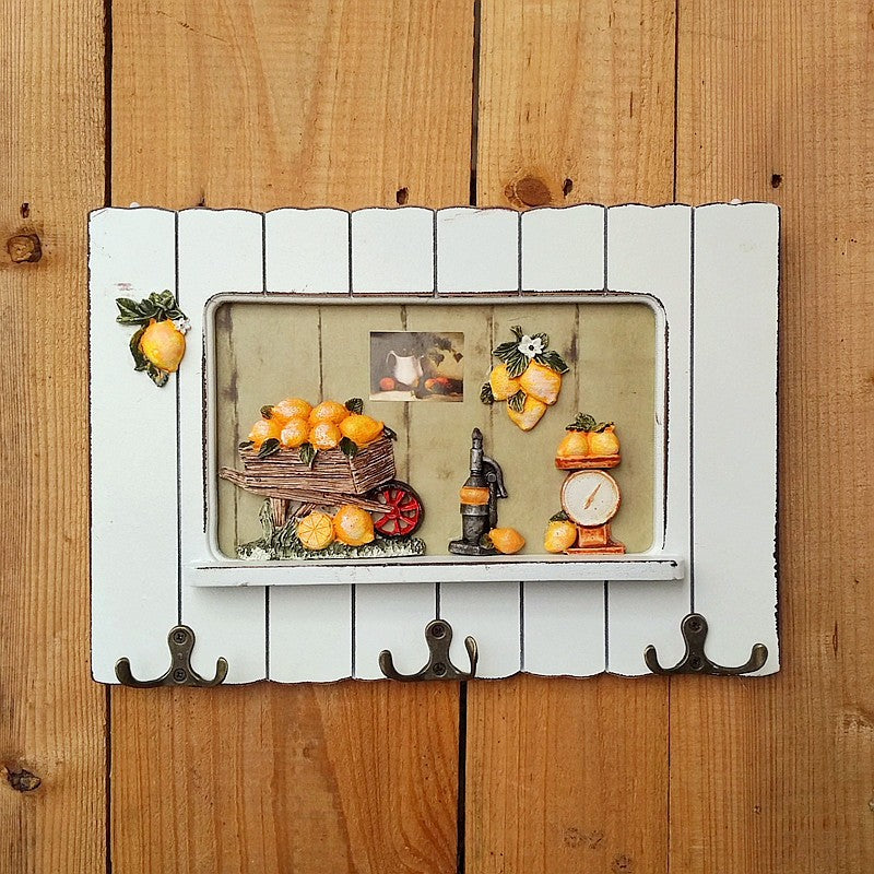 Dekorative, naturinspirierte Wandhakenleiste