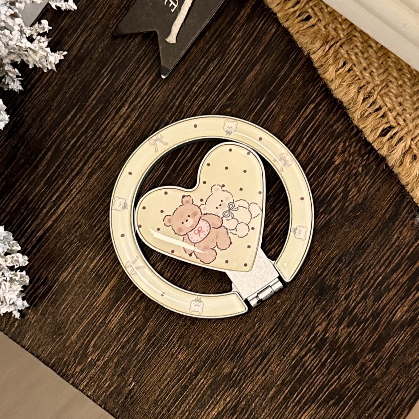 Handspiegel im herzförmigen Design mit niedlichem Bärenmotiv Brehn