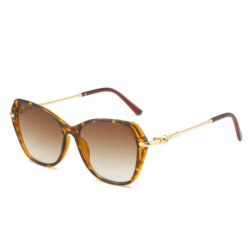 Damen modische Cat-Eye Sonnenbrille mit elegantem Metallrahmen Brehn