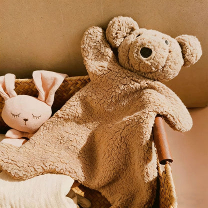 Handgefertigter Organic Cotton Langbein Bunny Plüsch mit besticktem Overall