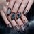 Kreative Halloween Nagelkunst im Gothic-Stil Brehn