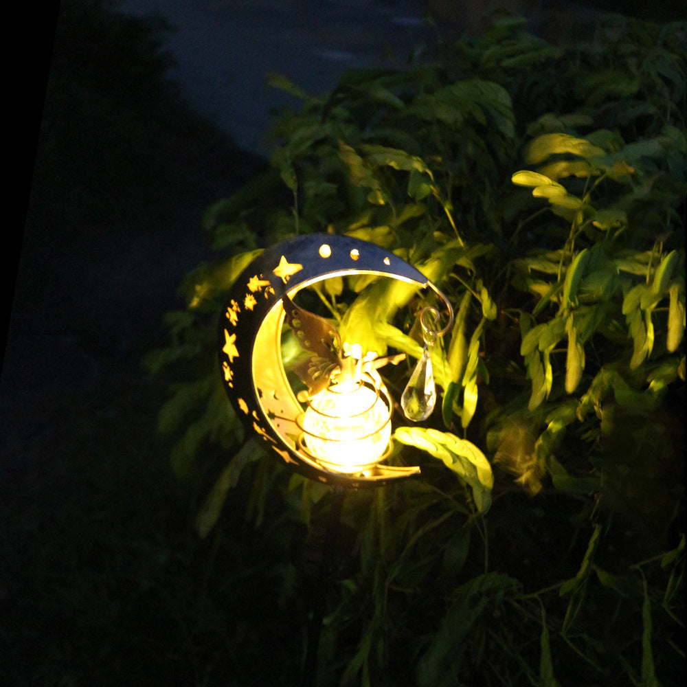 Crescent Moon Solar Gartensteckerlicht mit rotierender Crackle-Glas-Globus und Schmetterlingsakzent Brehn