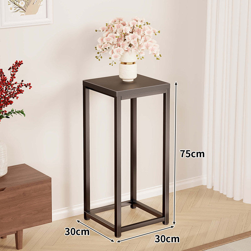 Hoher Metallpflanzenständer Pedestal mit quadratischer Oberseite Minimalistischer Rahmen
