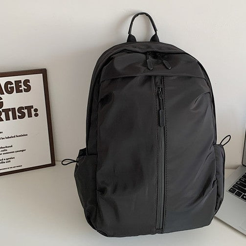 Alltagsrucksack mit Smartem Fächersystem und Wasserabweisendem Material Brehn