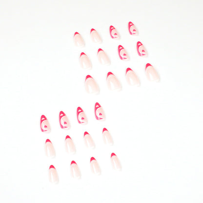 Kunstvolle Nagelkunst mit modernen Punkten und eleganten Designs Brehn