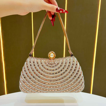 Dekorative mit Kristallen besetzte abendliche Handtasche