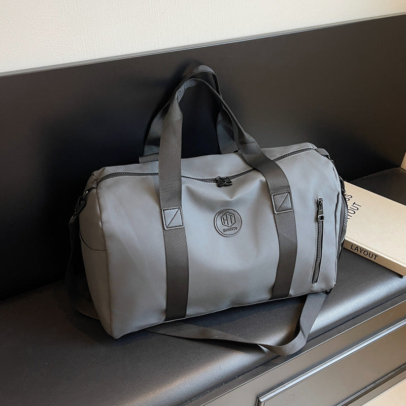 Vielseitige wasserdichte Sporttasche Brehn