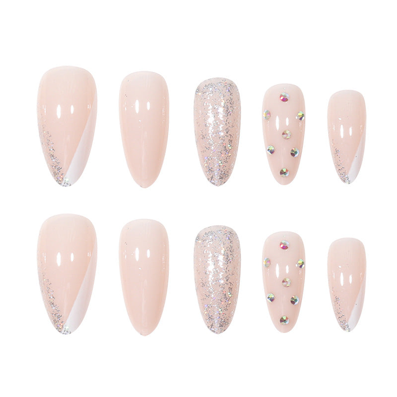 Glamouröse Glitzer Stiletto Nagelkunst Brehn