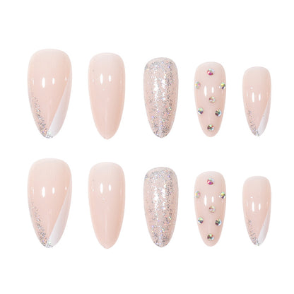 Glamouröse Glitzer Stiletto Nagelkunst Brehn
