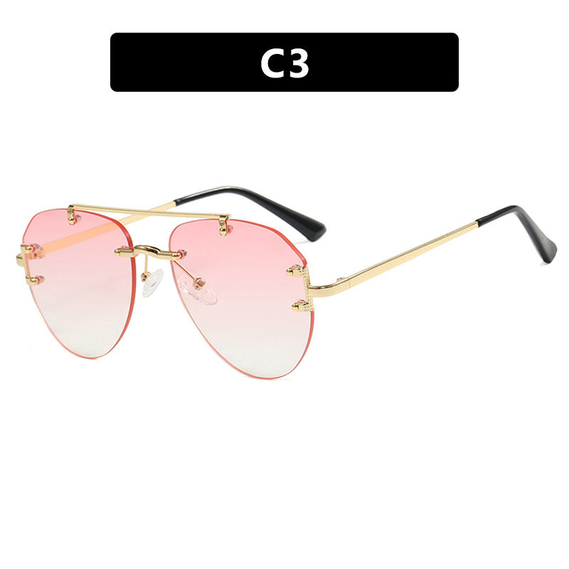 Damen moderne Piloten-Sonnenbrille mit gradienten Gläsern und dünnem Metallrahmen Brehn