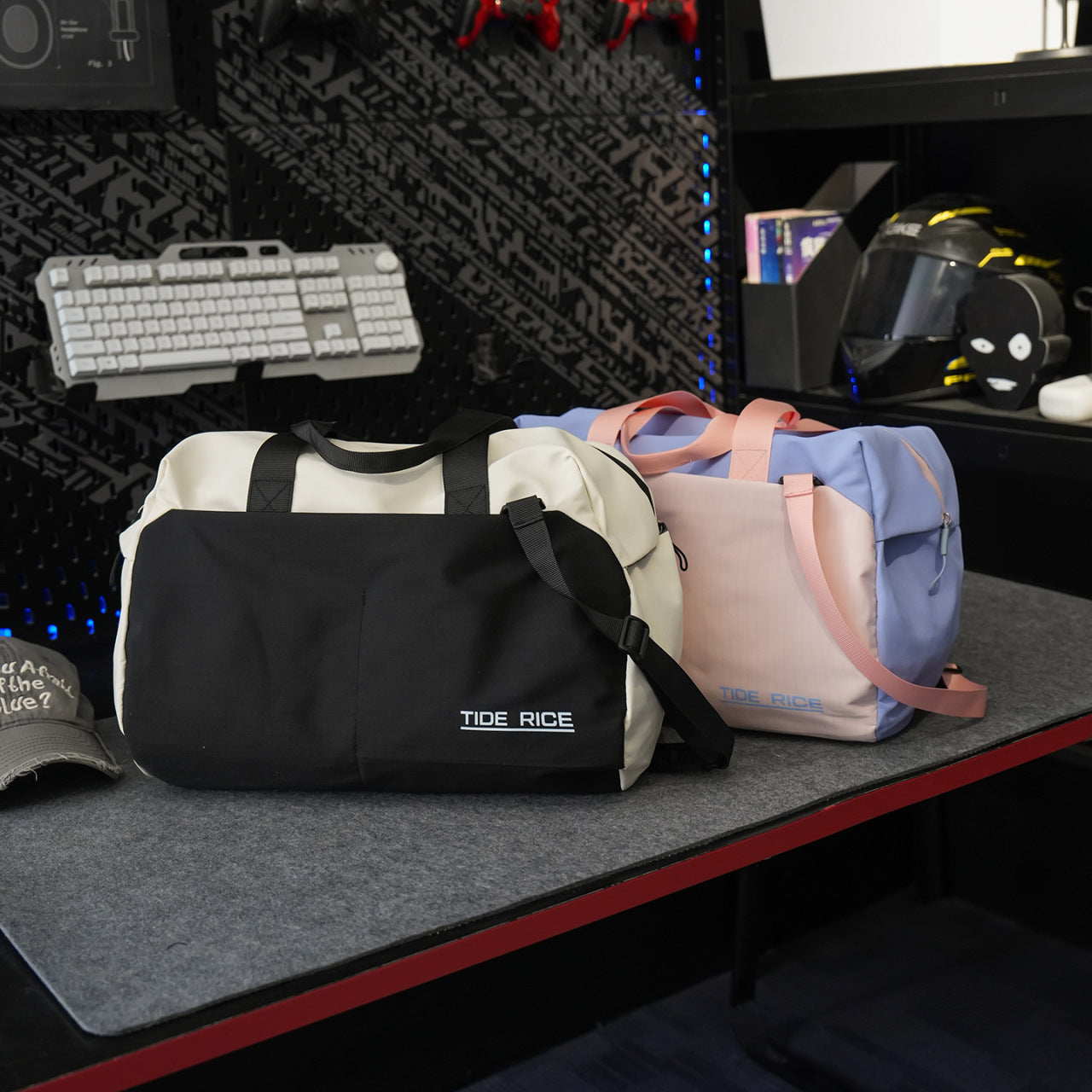 Sportliche Reisetasche Mit Multifunktionalen Fächern Brehn