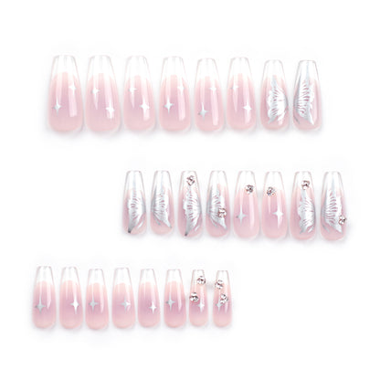 Kunstvolle Nagelverlängerungen mit elegantem Floral-Design Brehn