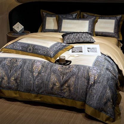 Paisley Baumwollsatin Bettbezug Set mit goldfarbigem Kontrastrand und dekorativen Kissenbezügen