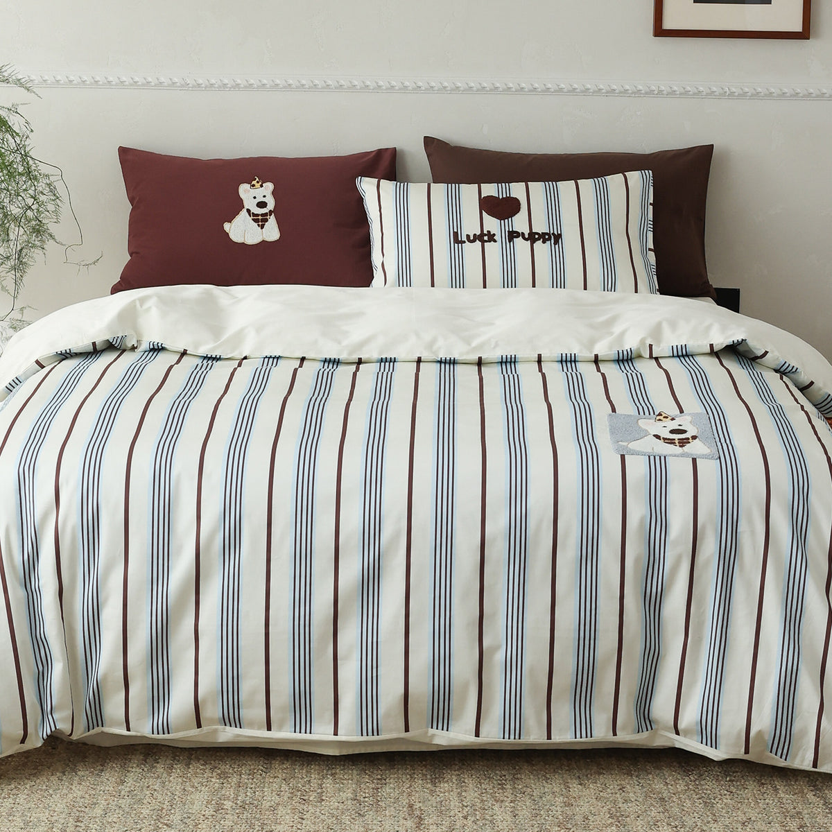 Bestickte Hund-Applikation Baumwolle Bettwäsche Set mit Wendbarem Gestreiftem Panel & Kissenbezügen