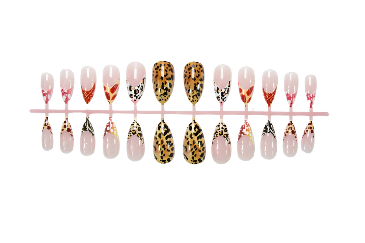 Kunstnagelset mit eleganten Tier- und Geometriedesigns Brehn