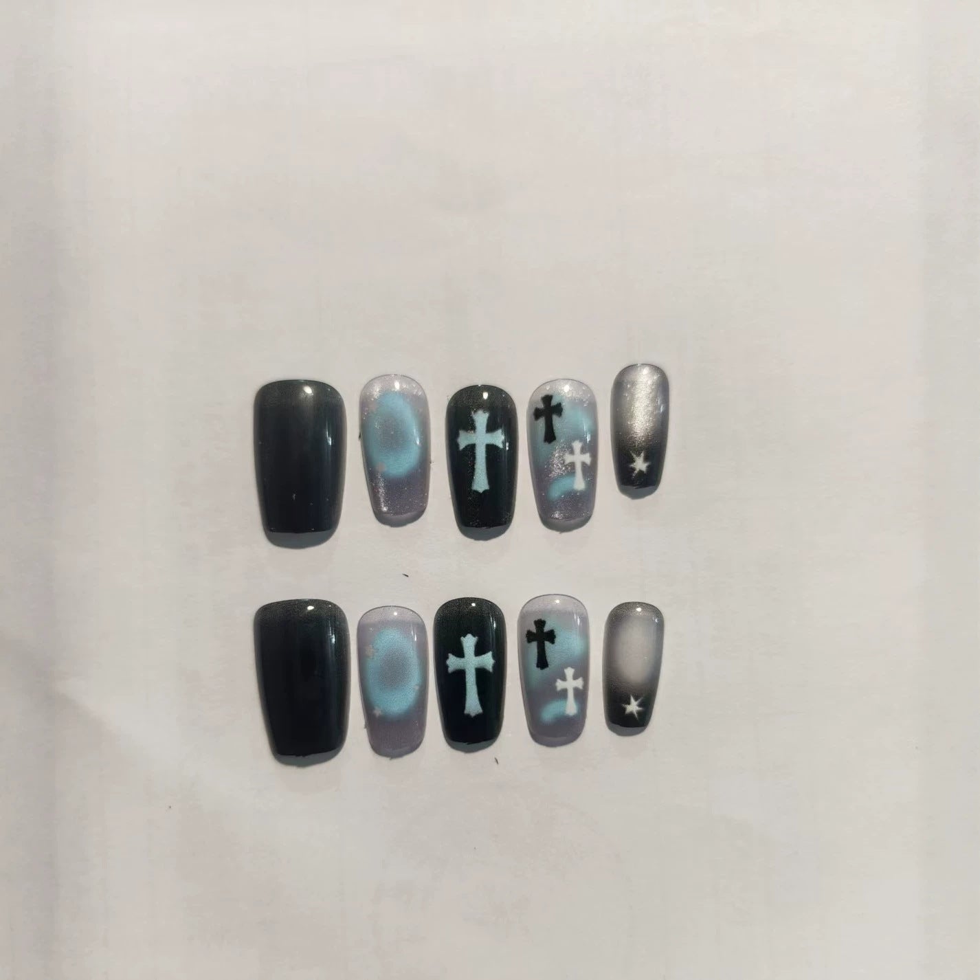 Celestial Cross Nagelkunst Set Brehn