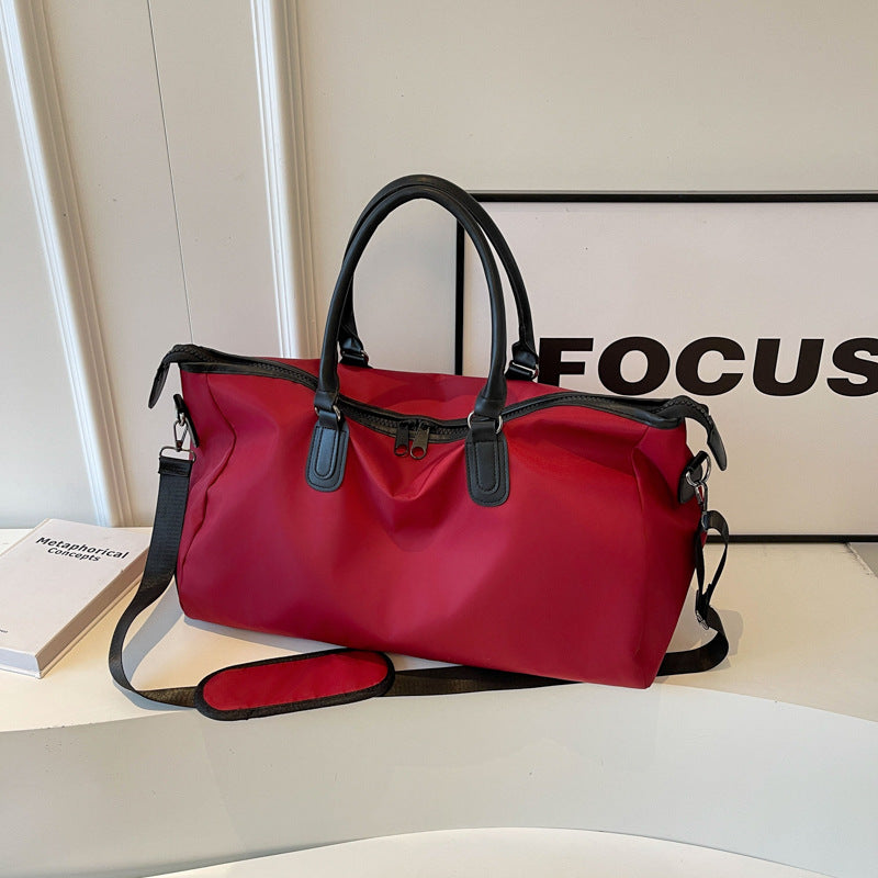 Elegant Gestaltete Reisetasche mit Multifunktionalen Innenfächern Brehn