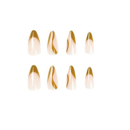 Kunstvolle Stiletto-Nägel mit künstlerischem Design Brehn