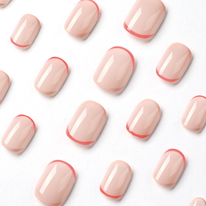 Kunstvolle Nagelverlängerungen mit Elegantem Farbverlauf und Moderne Akzente Brehn