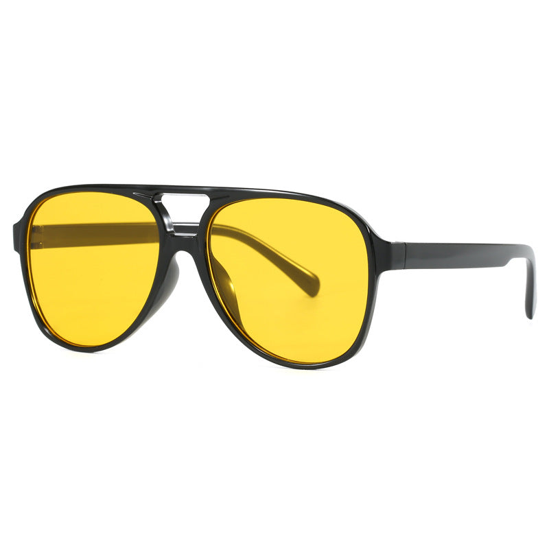 Damen Oversized Sonnenbrille mit sportlichem Design Brehn