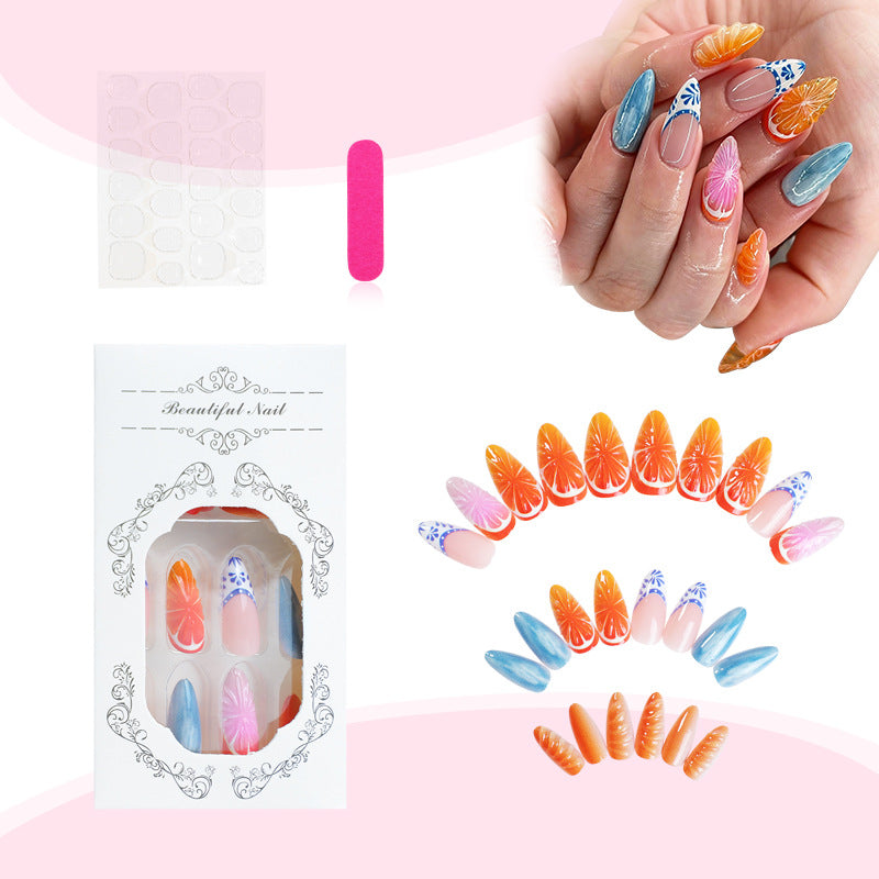 Kreatives Nagelset im fröhlichen Obstdesign Brehn