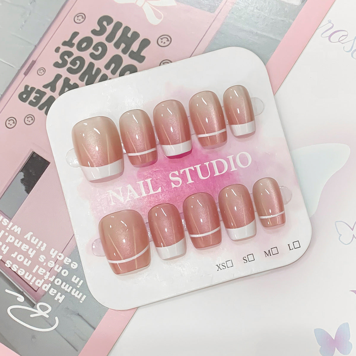 Kunstvolle French Nagelspitzen Brehn