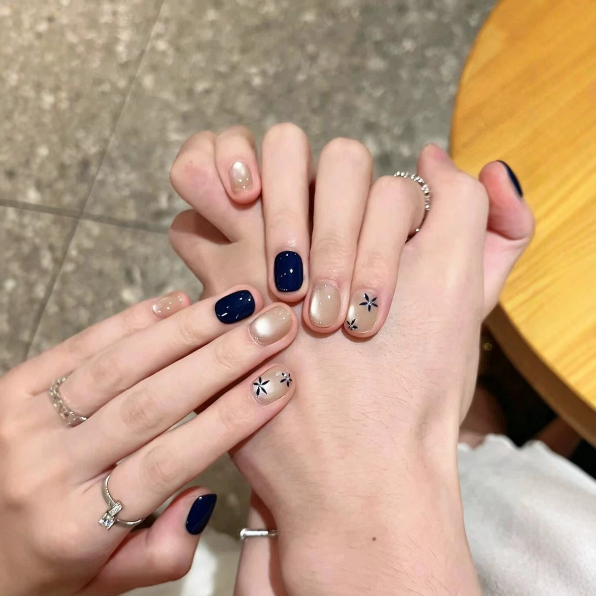 Künstlerisches Nagelkunstset