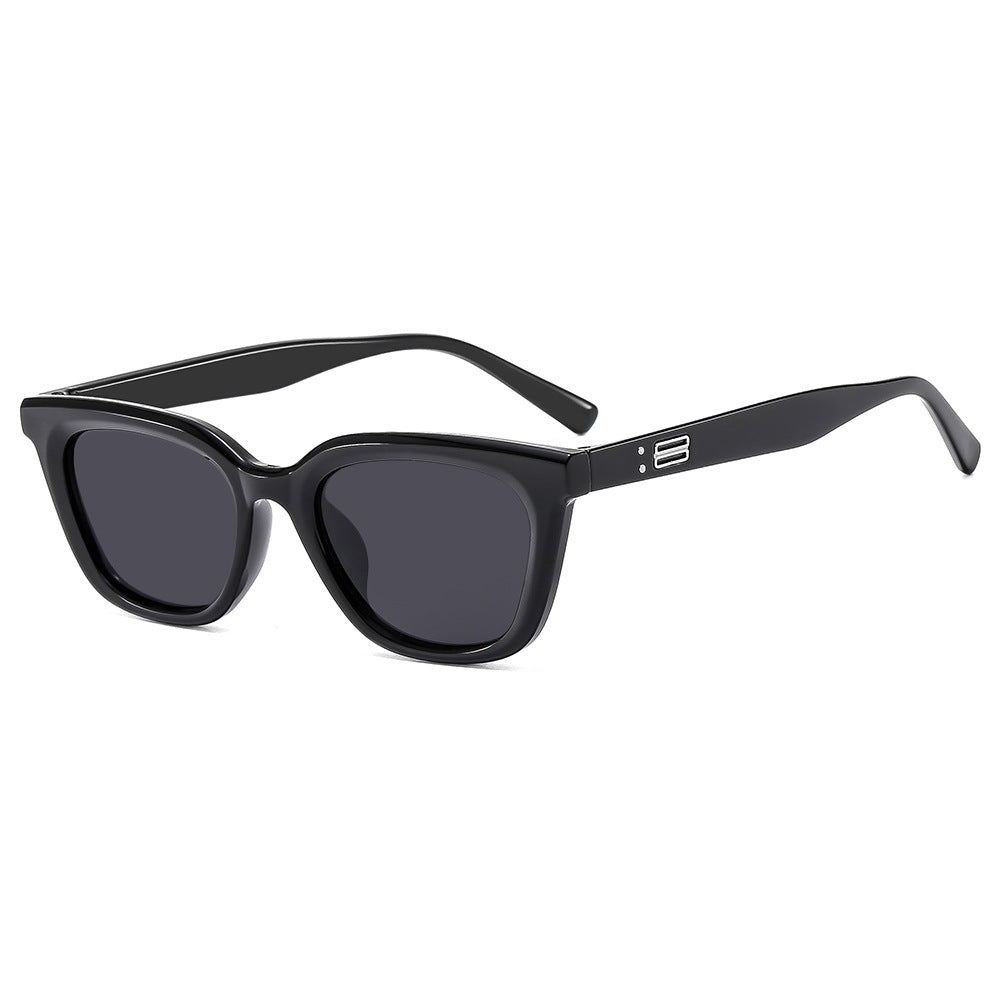 Damen stylische Sonnenbrille im modernen Design mit breitem Rahmen Brehn