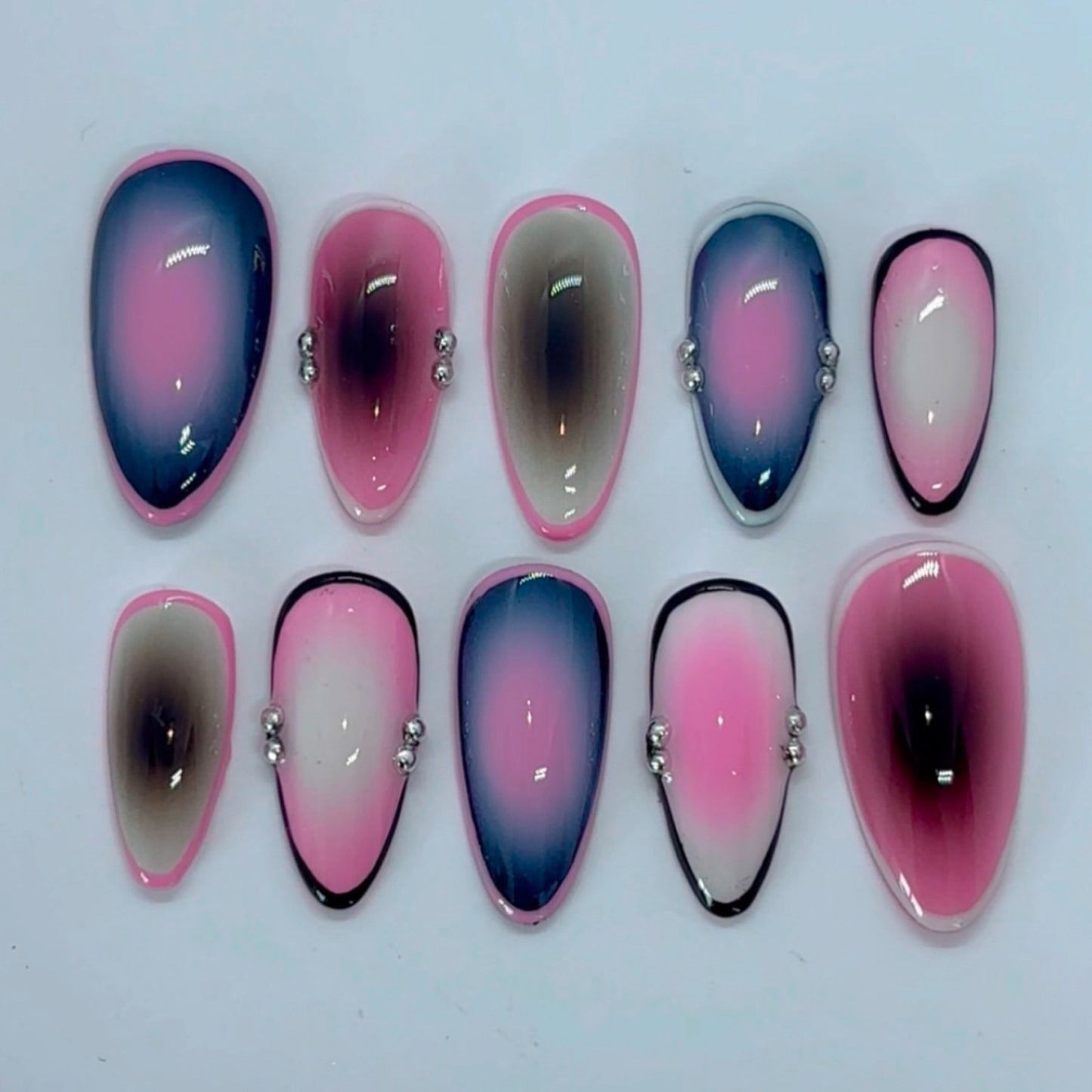 Thematic Artisan Press-On Nail Set Brehn