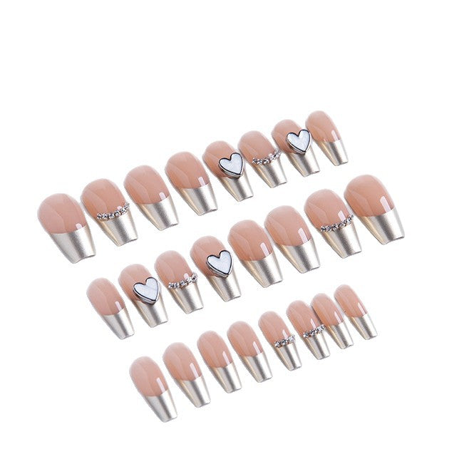 Herzförmiges Glam Press-On Nagelset Brehn