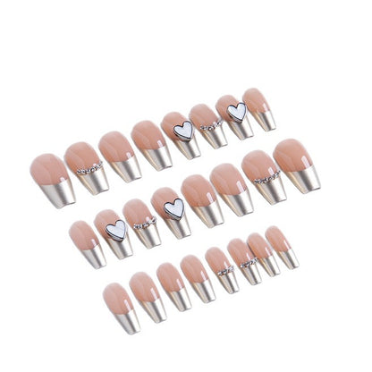 Herzförmiges Glam Press-On Nagelset Brehn