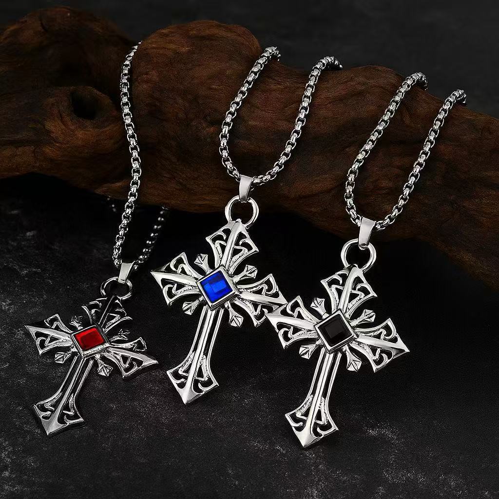 Gothic Cross Pendant Necklace Brehn