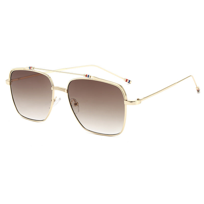 Damen modische geschwungene Brille mit schmalem Metallrahmen Brehn