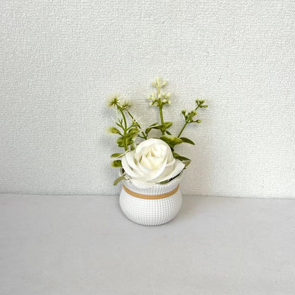 Faux Floral Tischmittelstück