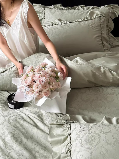 Elegante Satin-Jacquard-Bettwäschegarnitur mit feiner Rüsche und luxuriöser Oberfläche