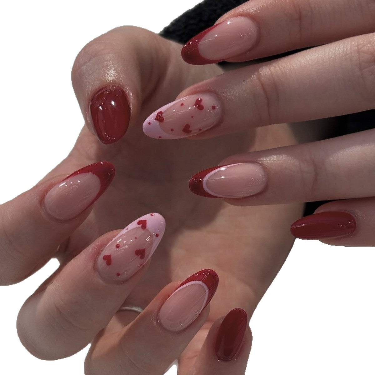 Kunstnagelset mit eleganten Herz-Akzenten und Glanz Brehn