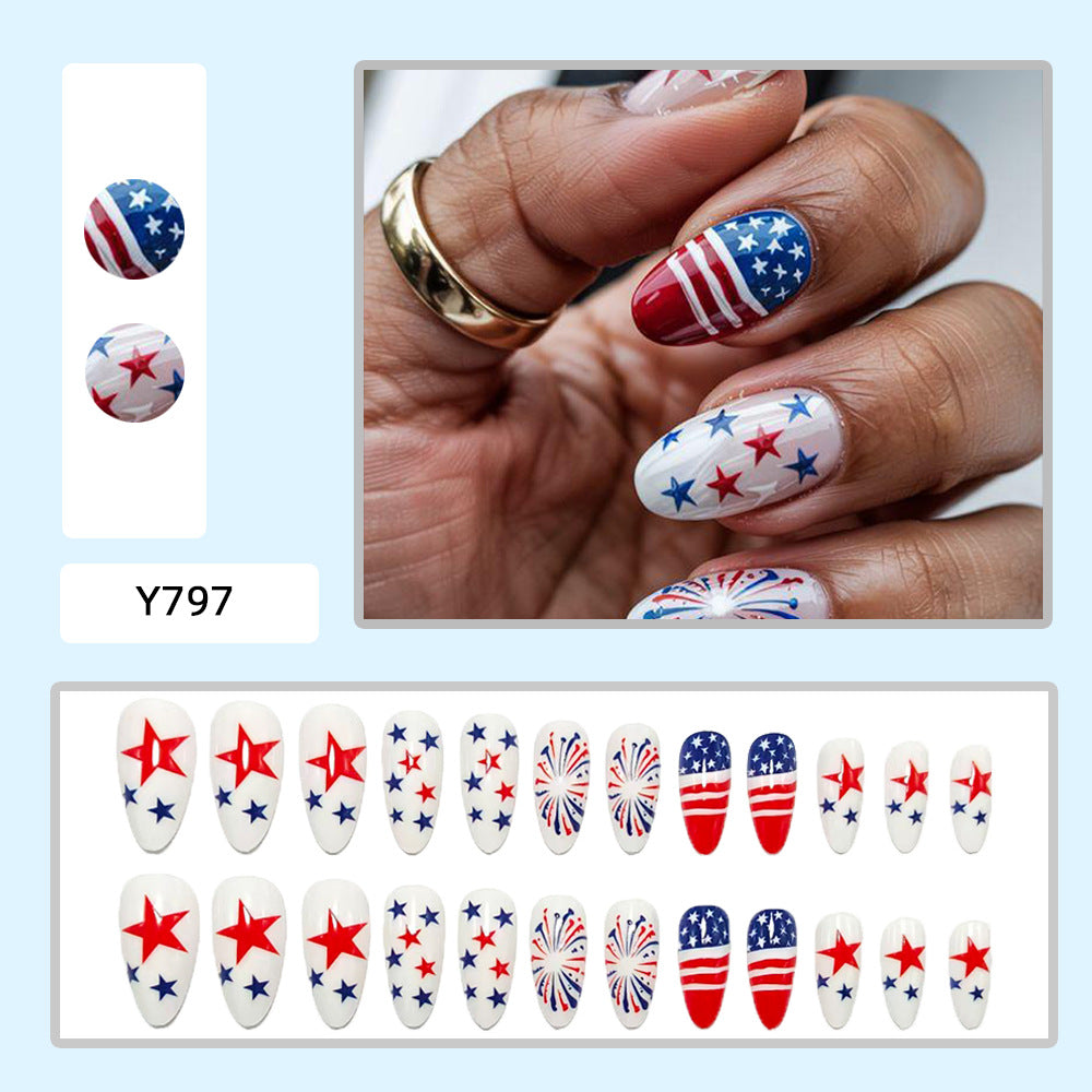 Kunstnägel mit Patriotischen Designs Brehn