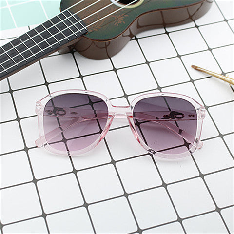 Damen Modische XXL-Sonnenbrille mit robustem Rahmen Brehn