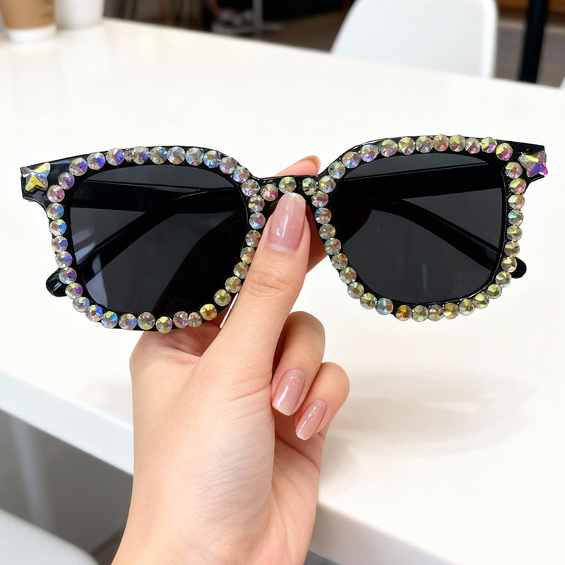 Kristall-verzierte Katzenaugen-Sonnenbrille Brehn