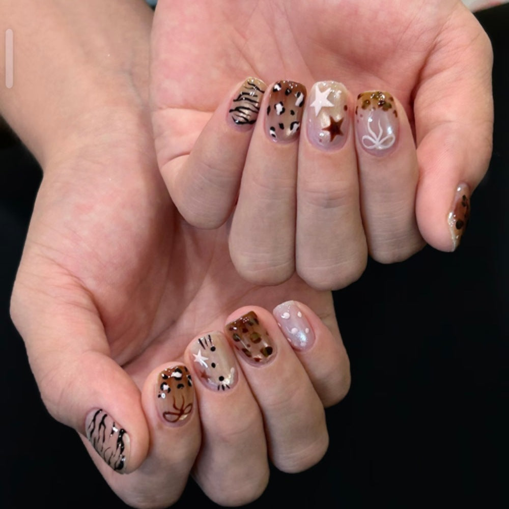 Künstlerische Nagelverlängerungen Brehn