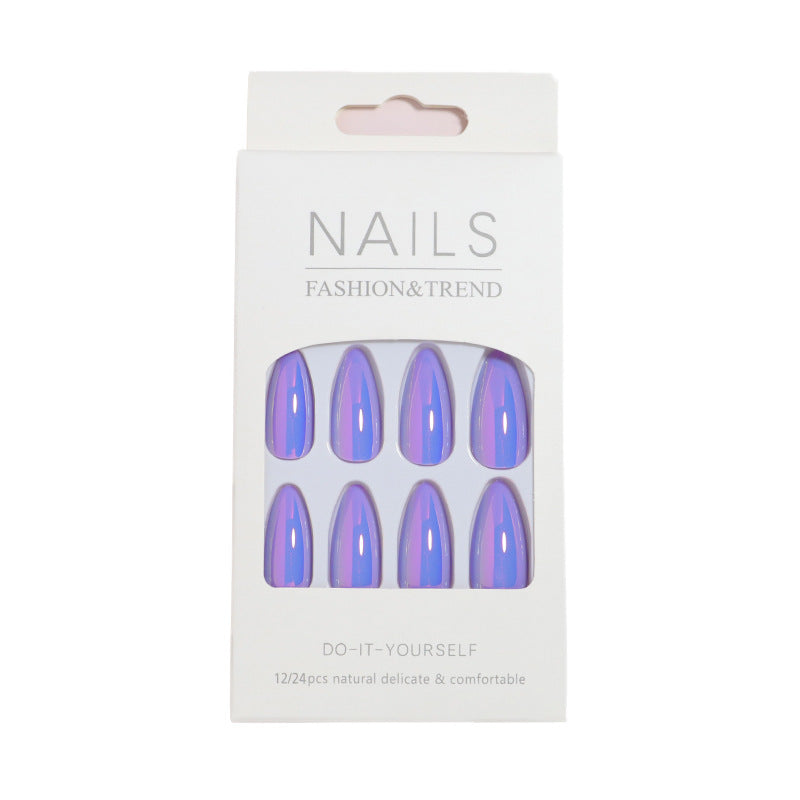 Glänzende Press-On Nägel Set mit schillerndem Finish Brehn