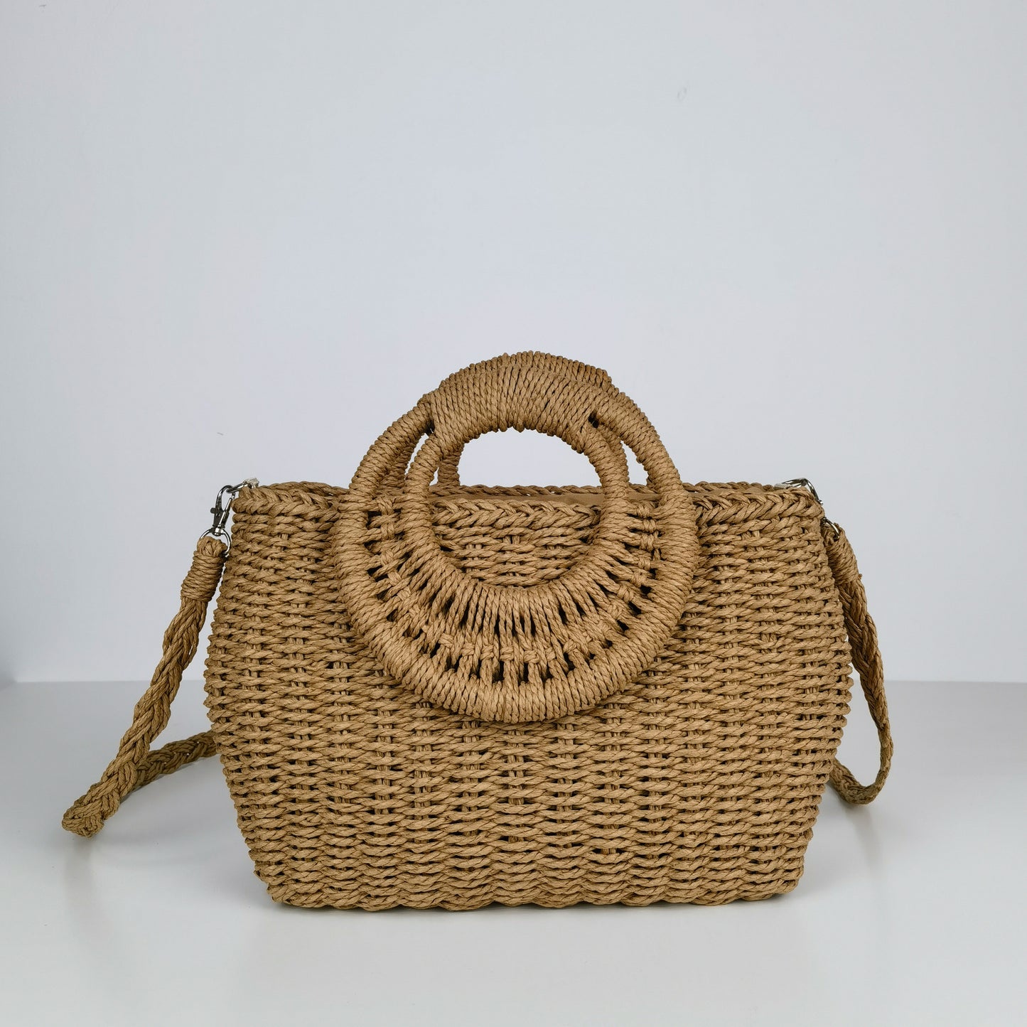 Handgefertigte Rattan-Tasche mit Schulterriemen Brehn