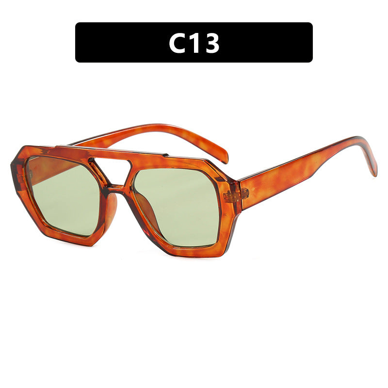 Damen stilvolle Sonnenbrille im markanten Achtkant-Design Brehn
