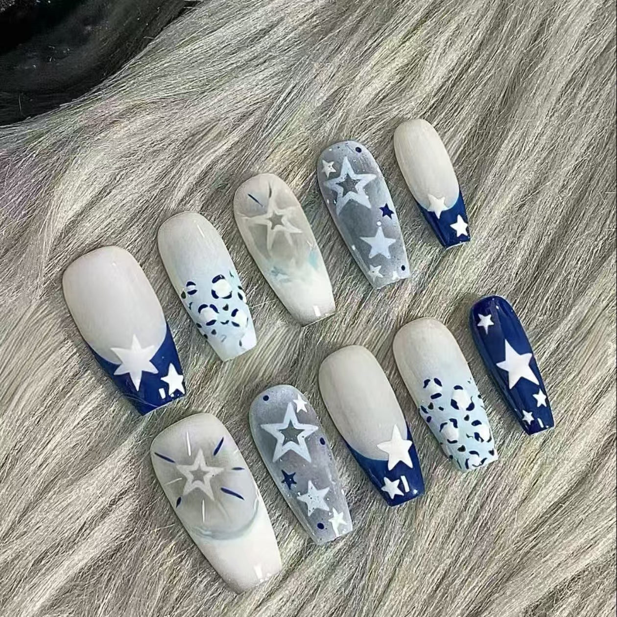 Verspieltes Charakter-Nagelkunst-Design-Kit Brehn