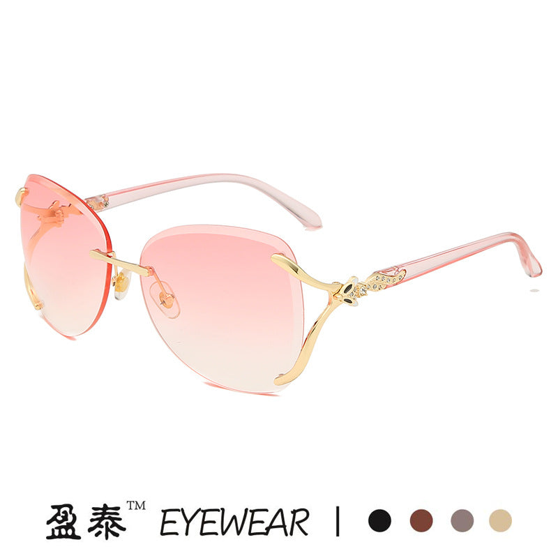 Damen elegante Sonnenbrille mit extravagantem Metallrahmen und verspiegelten Gläsern Brehn