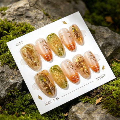 Künstlerisches Press-On Nagelkunstset mit floralen Details Brehn