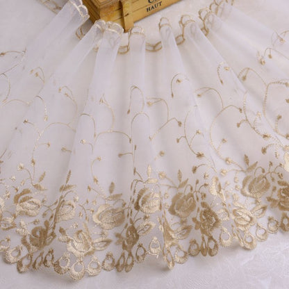 Elegante Bestickte Gardine Brehn