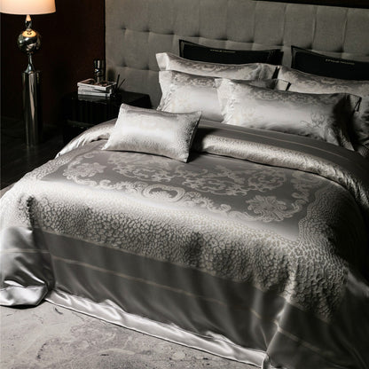 Luxuriöser Jacquard-Satin-Bettbezug-Set mit barockem Präge-Motiv