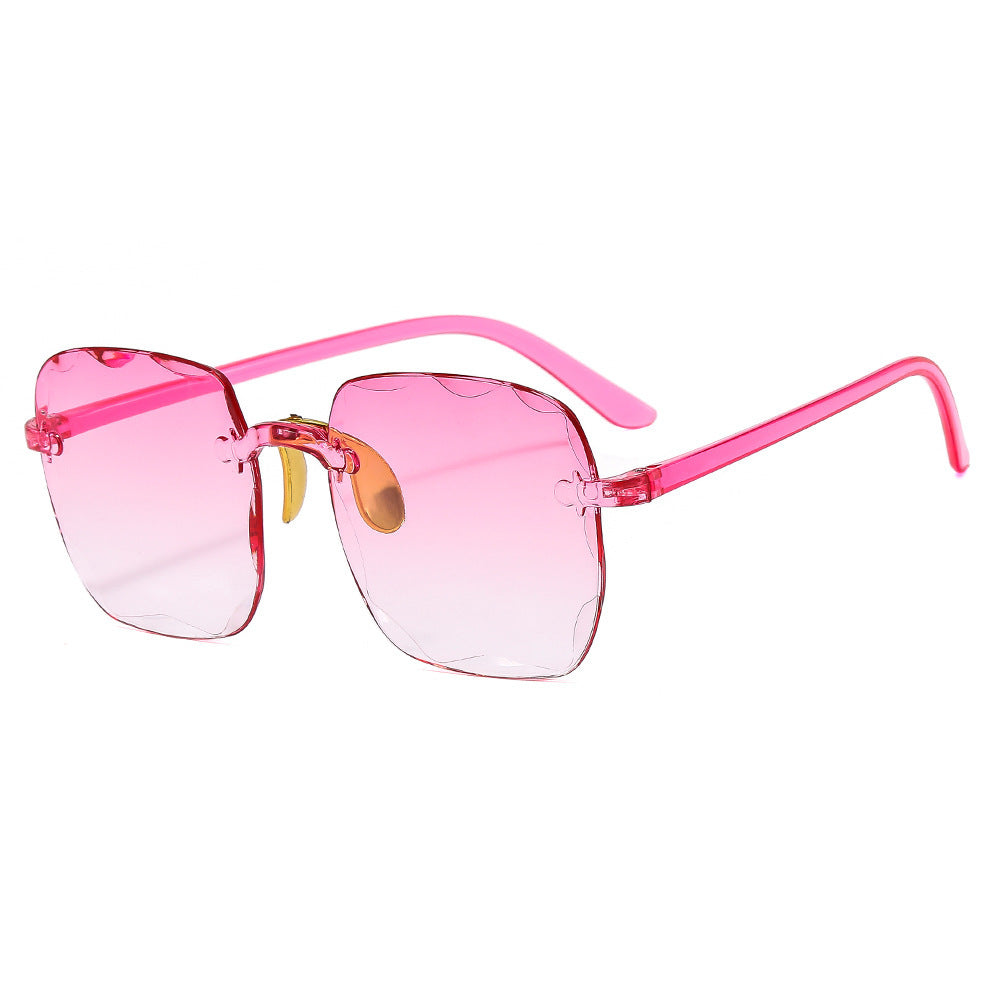 Damen oversized Sonnenbrille mit einzigartigen Designelementen Brehn